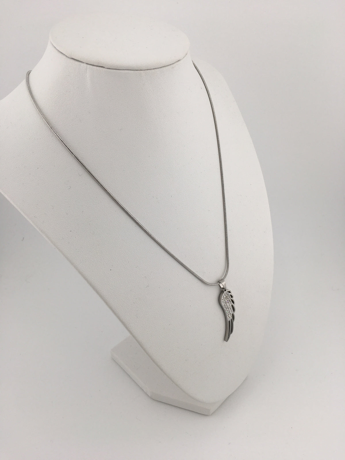 Collana Ala D’angelo