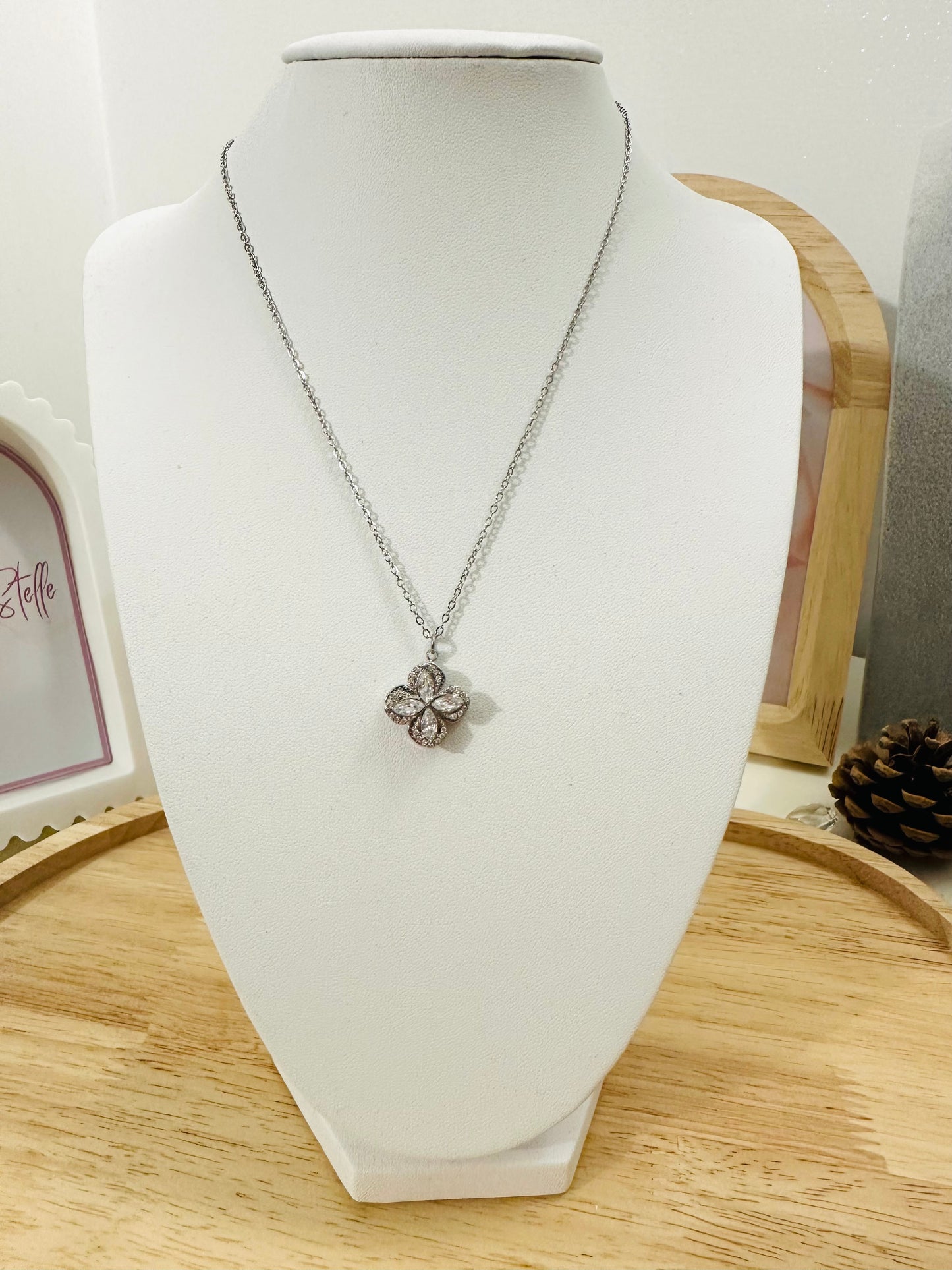 Collana Twister di Stelle