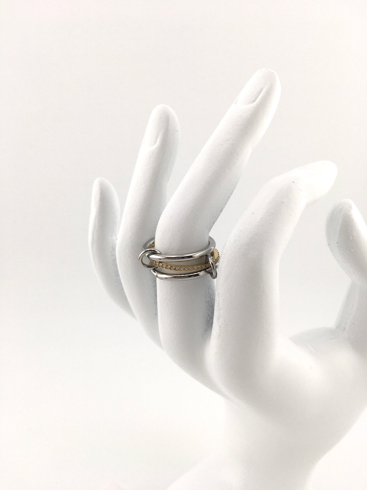 Anello Trinity Shine